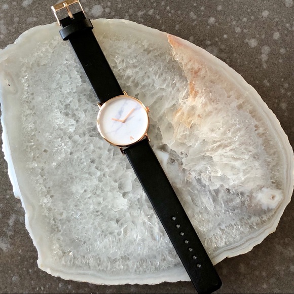 Minimalist Marble Rose Gold Luxury Leather Watch - Picture 5 of 6